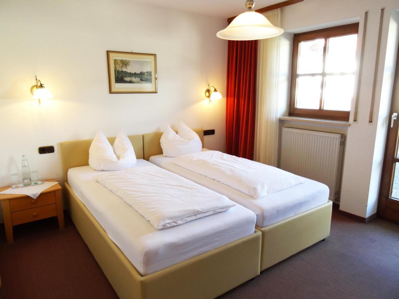 سيغزدورف Hotel Gasthof Forelle المظهر الخارجي الصورة