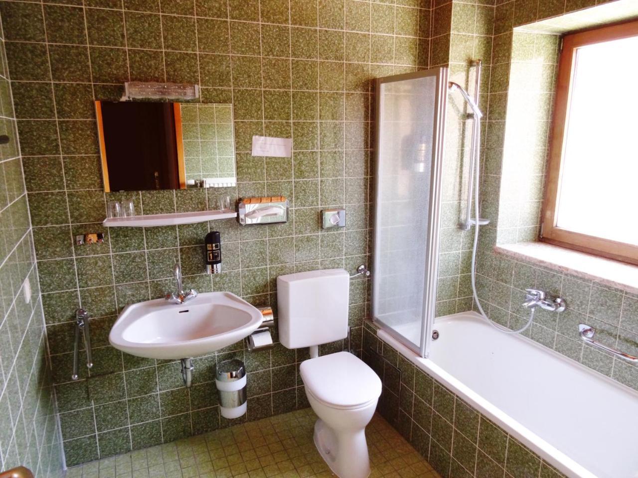 سيغزدورف Hotel Gasthof Forelle المظهر الخارجي الصورة